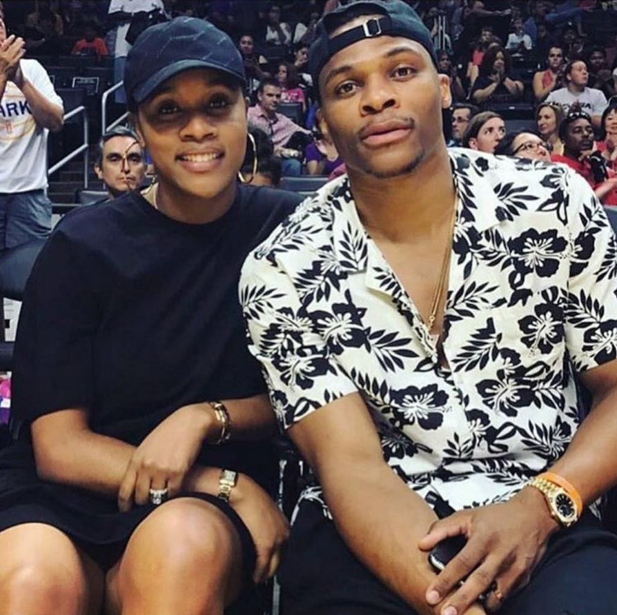 端维持稳健 端维持稳健