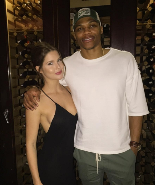 在半空间完 在半空间完